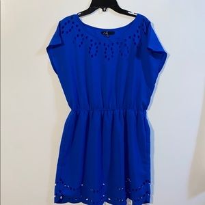 🚨5/$25🚨 forever 21 Blue dress size medium